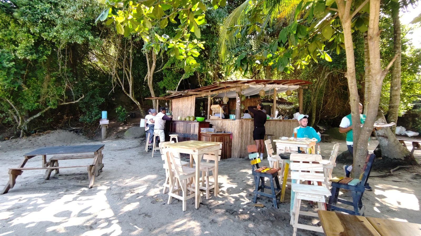 Équipement visite Parc Tayrona jungle cash crème solaire Colombie